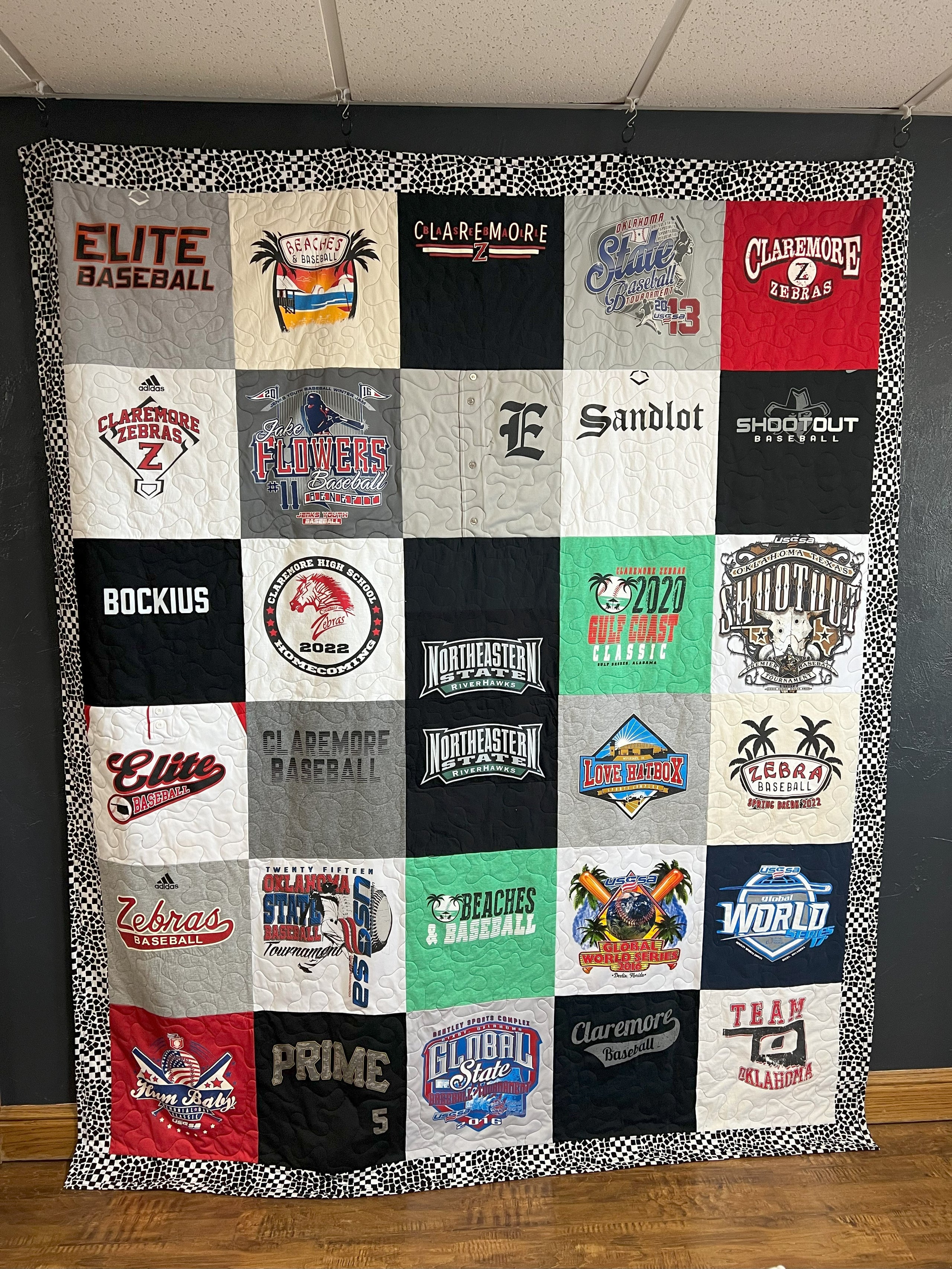 Get Your Own T-Shirt Quilt (Deposit Only) Stitchin' Sisters